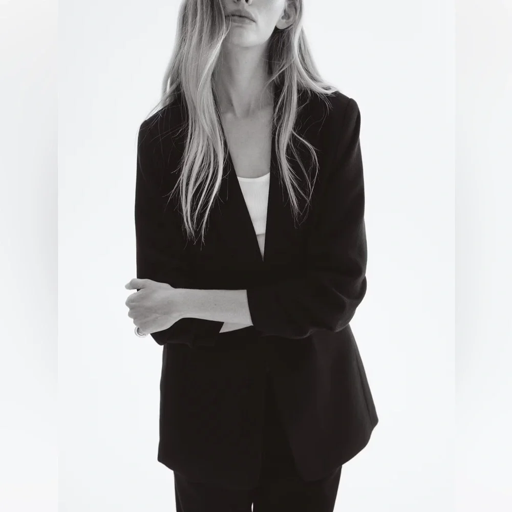 🖤 H&M Ruched 3/4 Sleeve Blazer - Picture 1 of 6